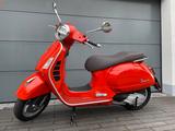 Vespa GTS 300 - VESPA ORANGE