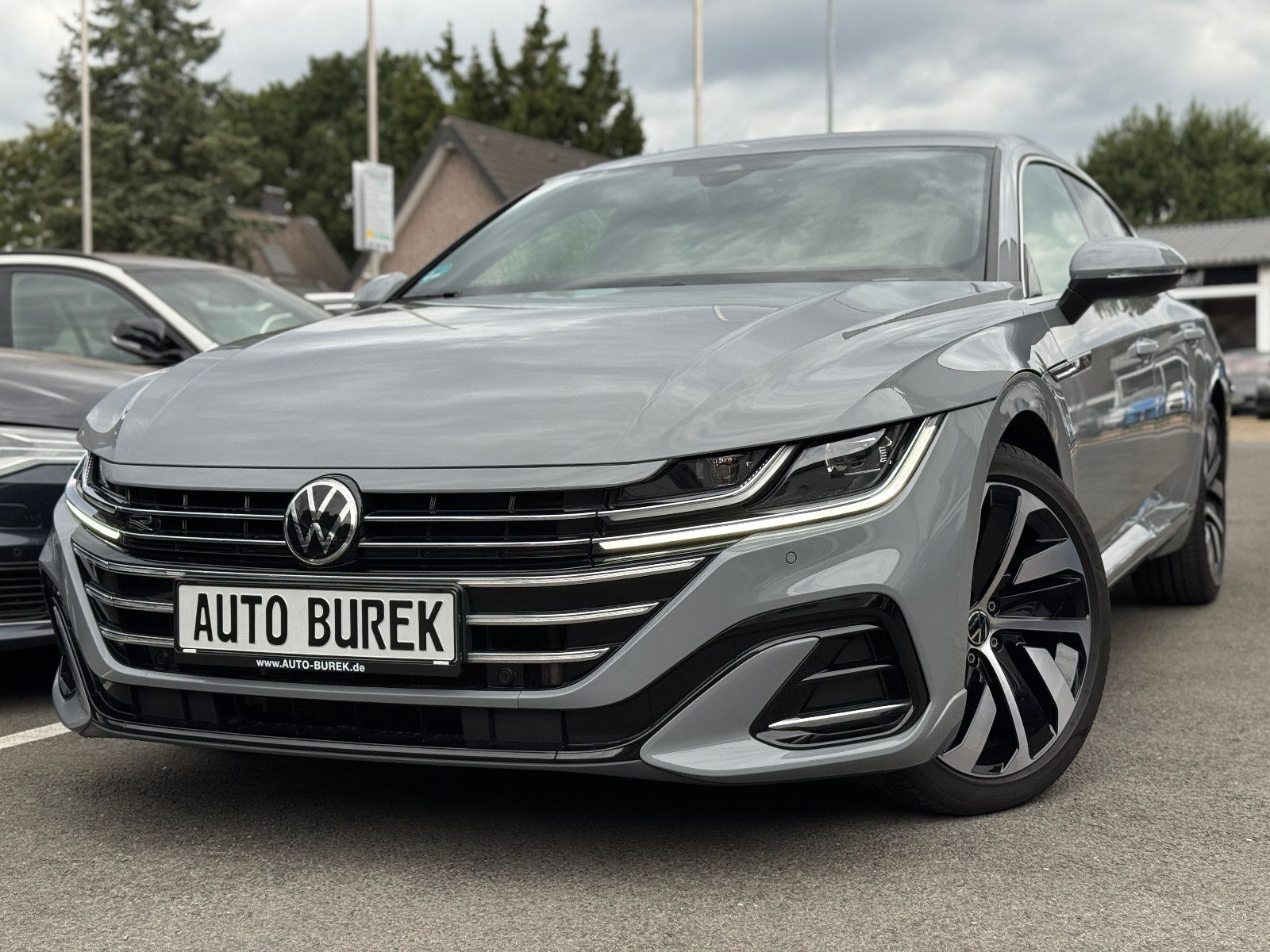 VW Arteon Shooting Brake R-Line Navi LED ACC RüK 19