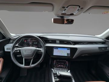Audi Q8 e-tron - 11