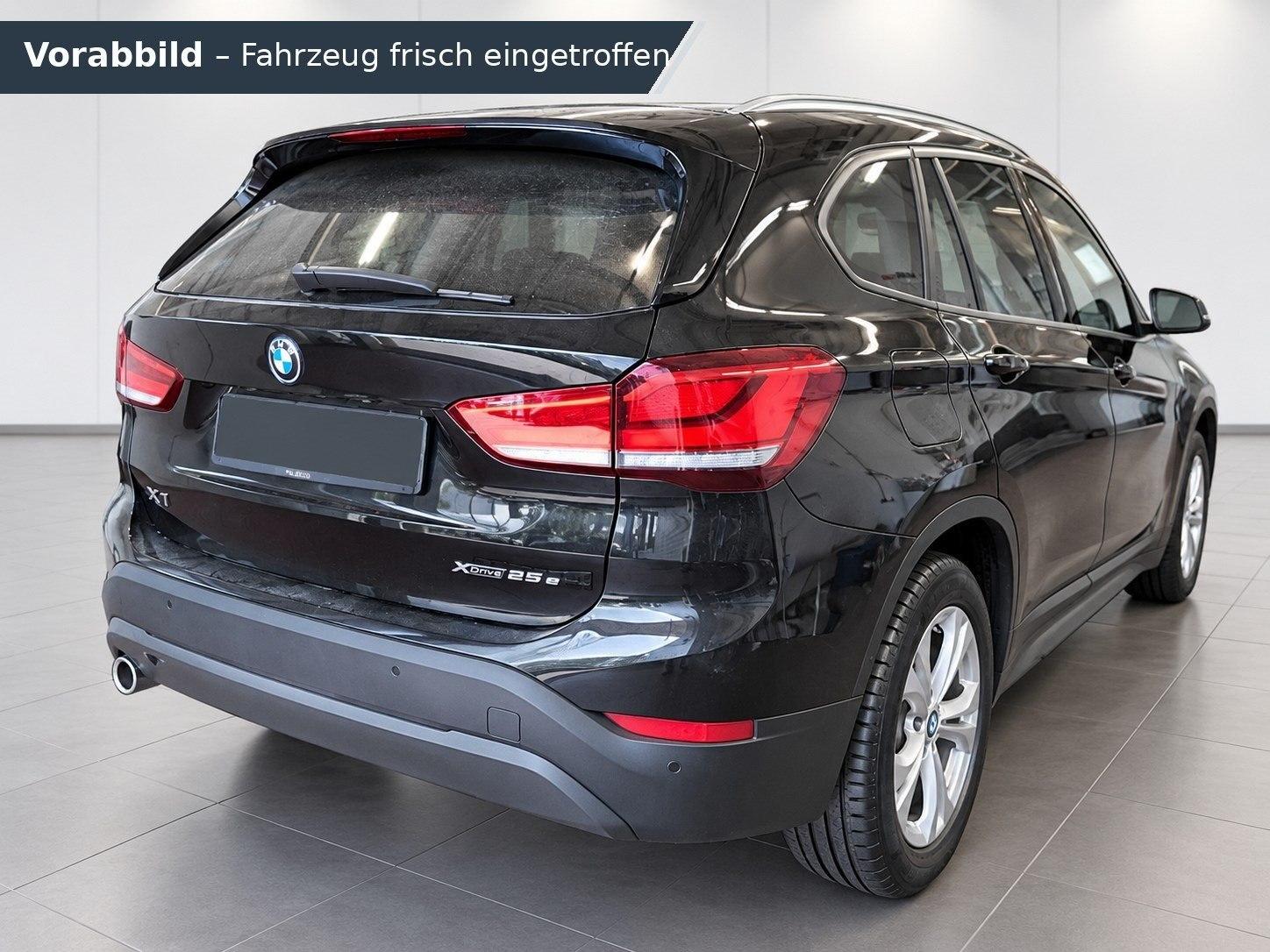 BMW X1 xDrive25e A PANO ACC NAVI LED Sound Syst. LM