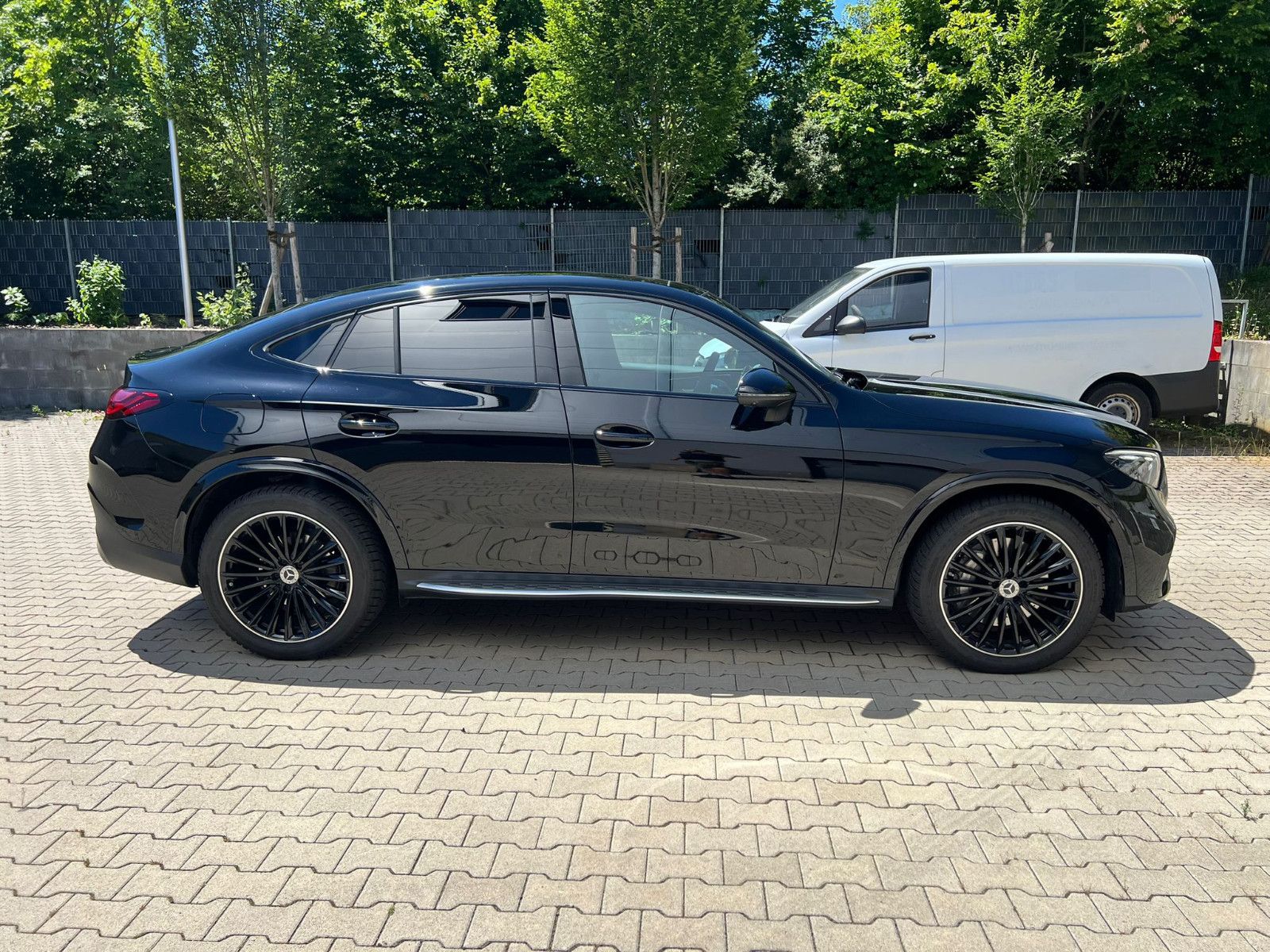 Mercedes-Benz GLC 220 d 4M Coupé  AMG Line PREMIUM/Panorama/ imagem 3
