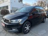 Volkswagen Touran 1.4 TSI Trendline BMT LED ACC PDC SHZ LM - VW Touran Gebrauchtwagen in Berlin