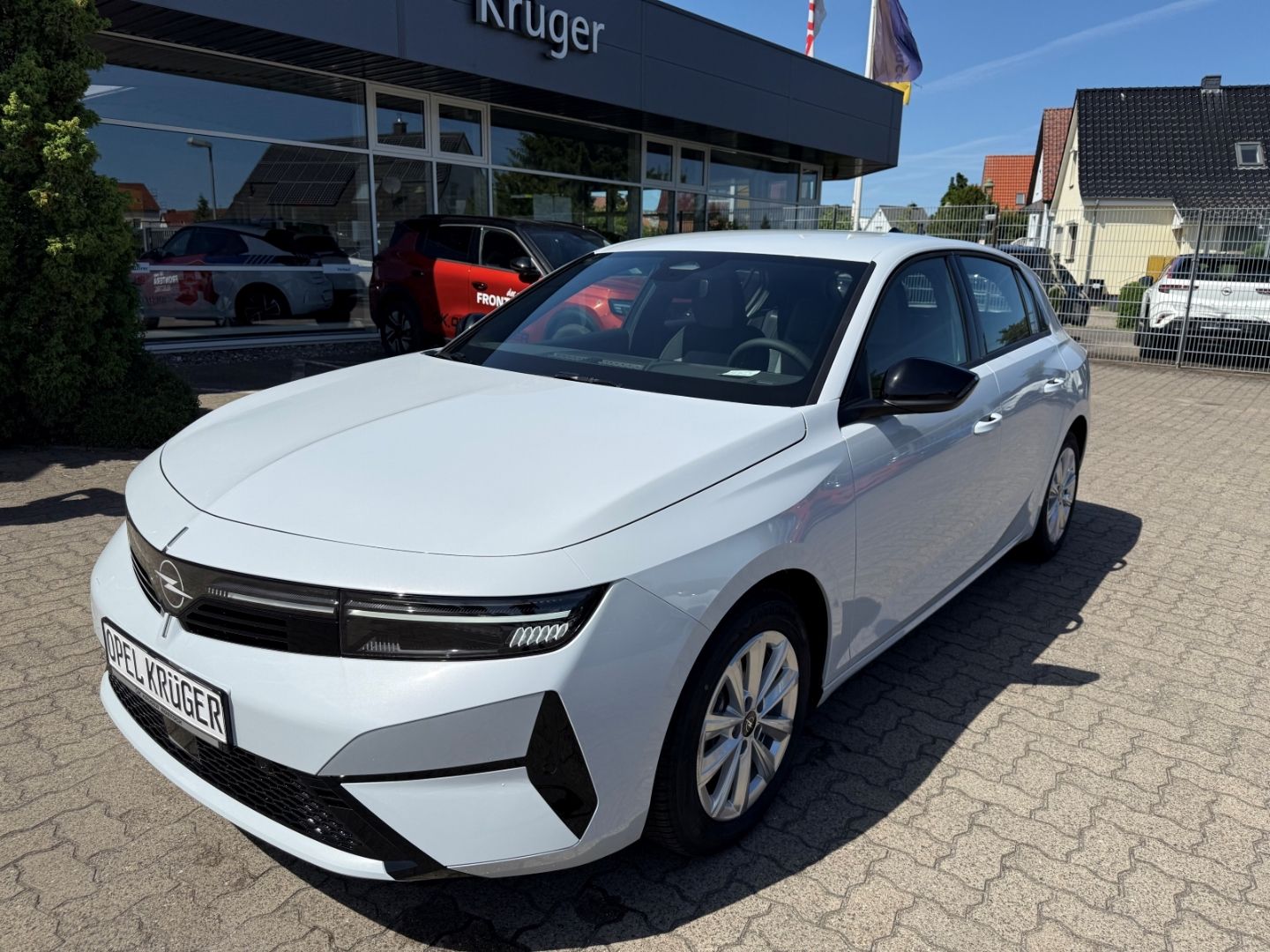 Fahrzeugabbildung Opel Astra L Edition SHZ+LHZ+Kamera+Allwetter