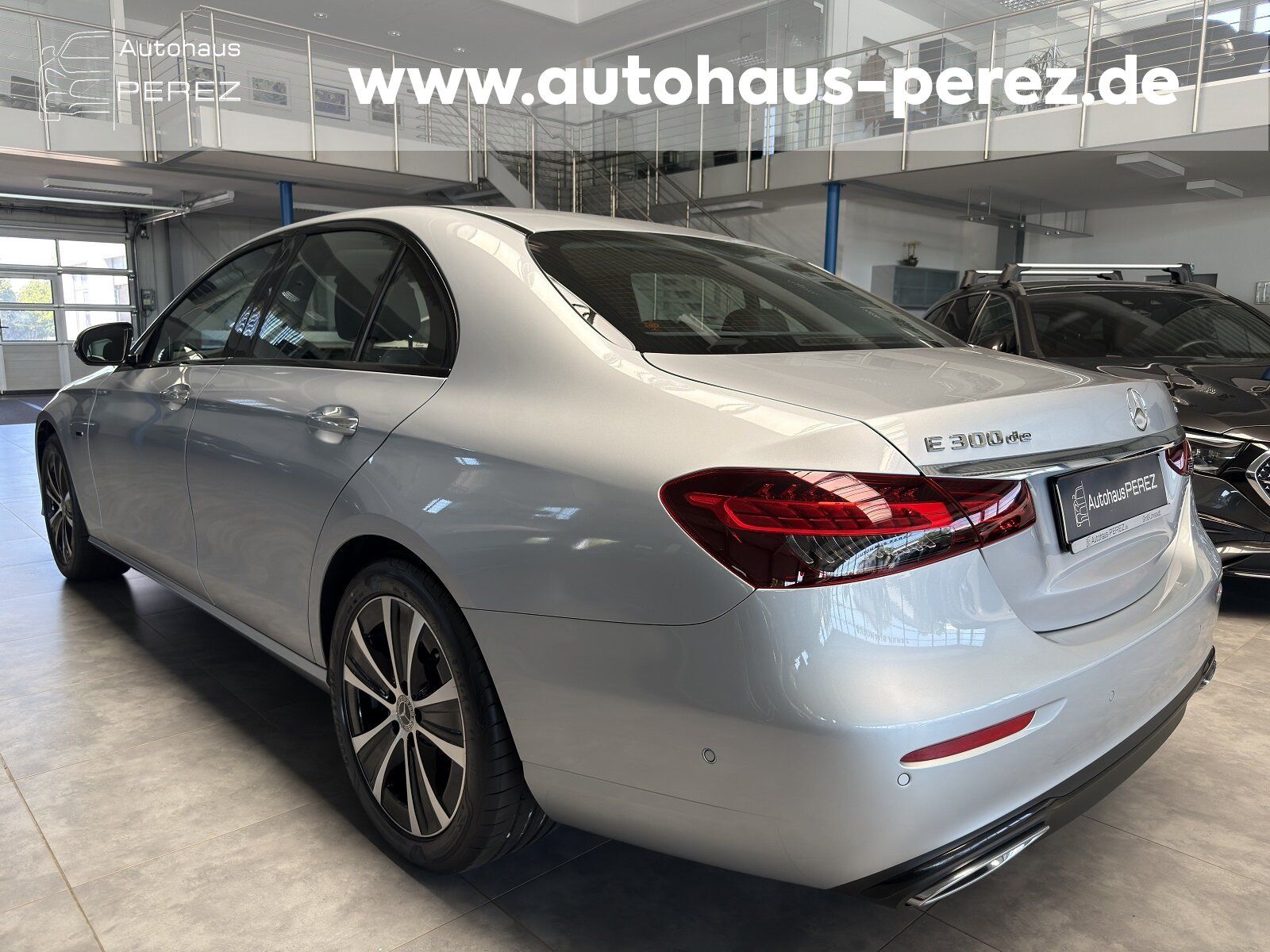 Mercedes-Benz E 300 de 4M AVANTGARDE foto 3