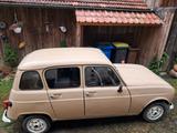 Renault R 4 - Renault R 4 mit Benzin-Antrieb: Kleinwagen
