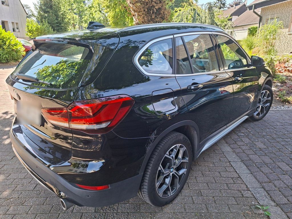 Image of BMW X1