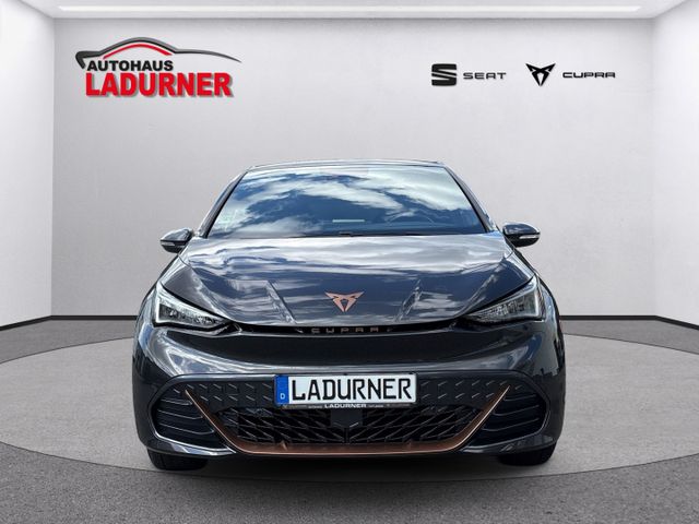 Born 170 kW 62KwH *Pilot M/Tech M/Winterpaket*