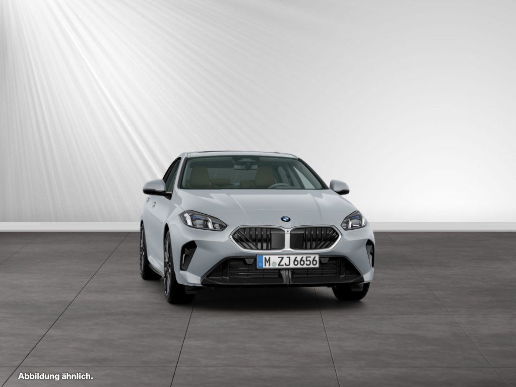 BMW 220 Gran Coupé - Bild 12