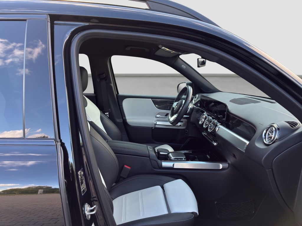 Fahrzeugabbildung Mercedes-Benz GLB 200 AMG Line*Night Paket*Kamera*Ambiente