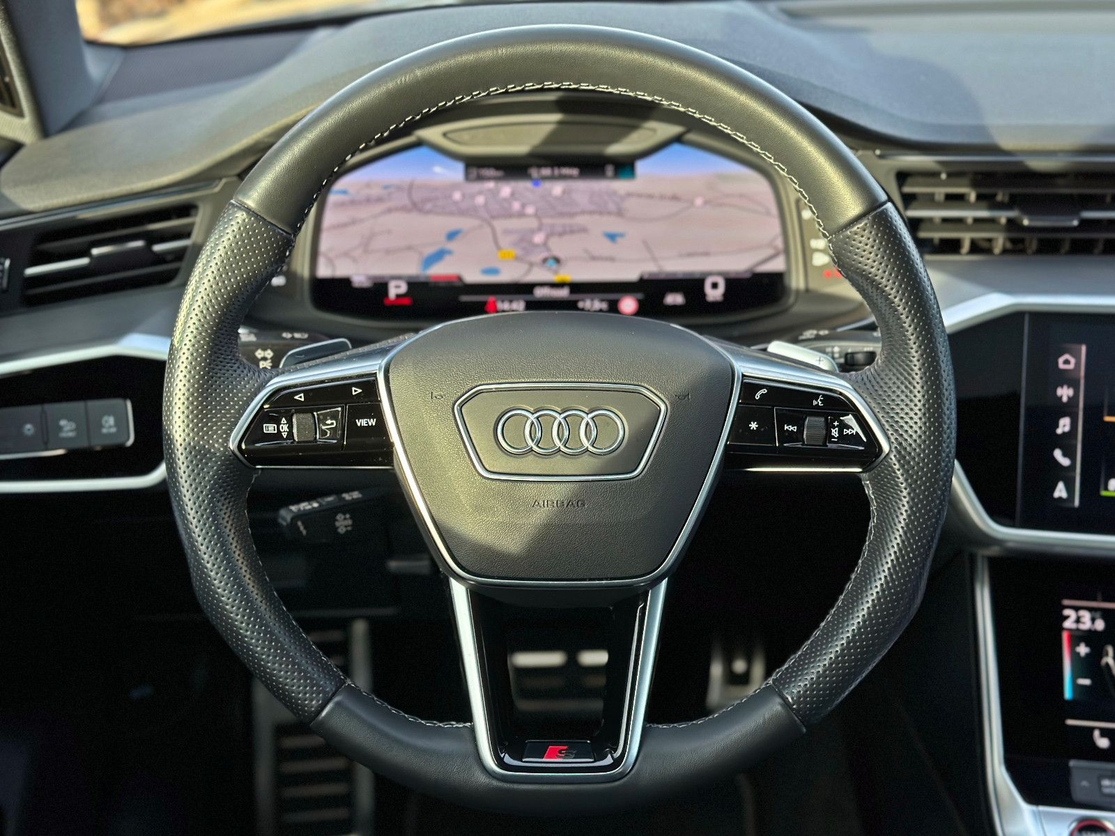 Audi S6 - Bild 14