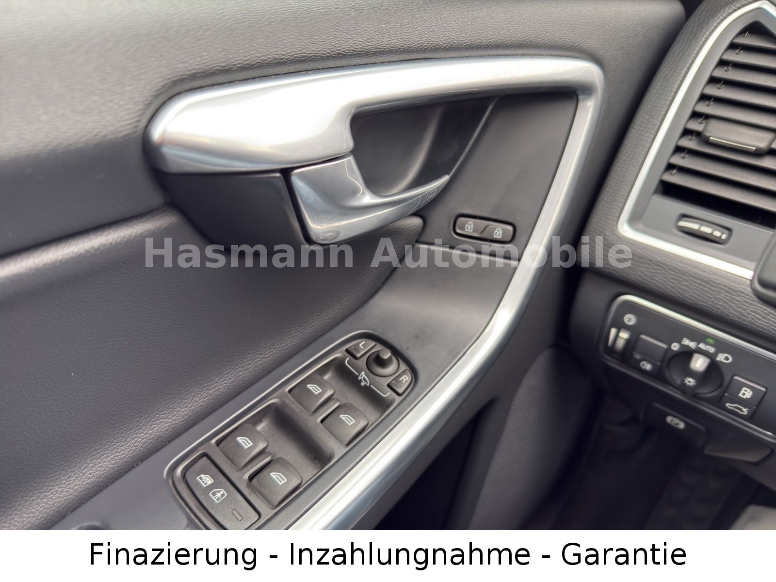 XC 60 XC60 Summum 2WD*AUT.*NAVI*2.HAND*SCHECKHEF