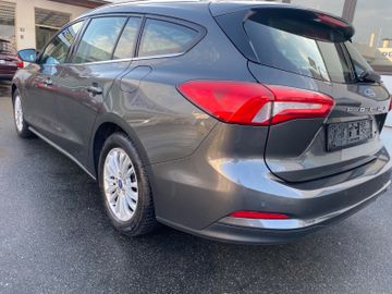 Ford Focus - 6