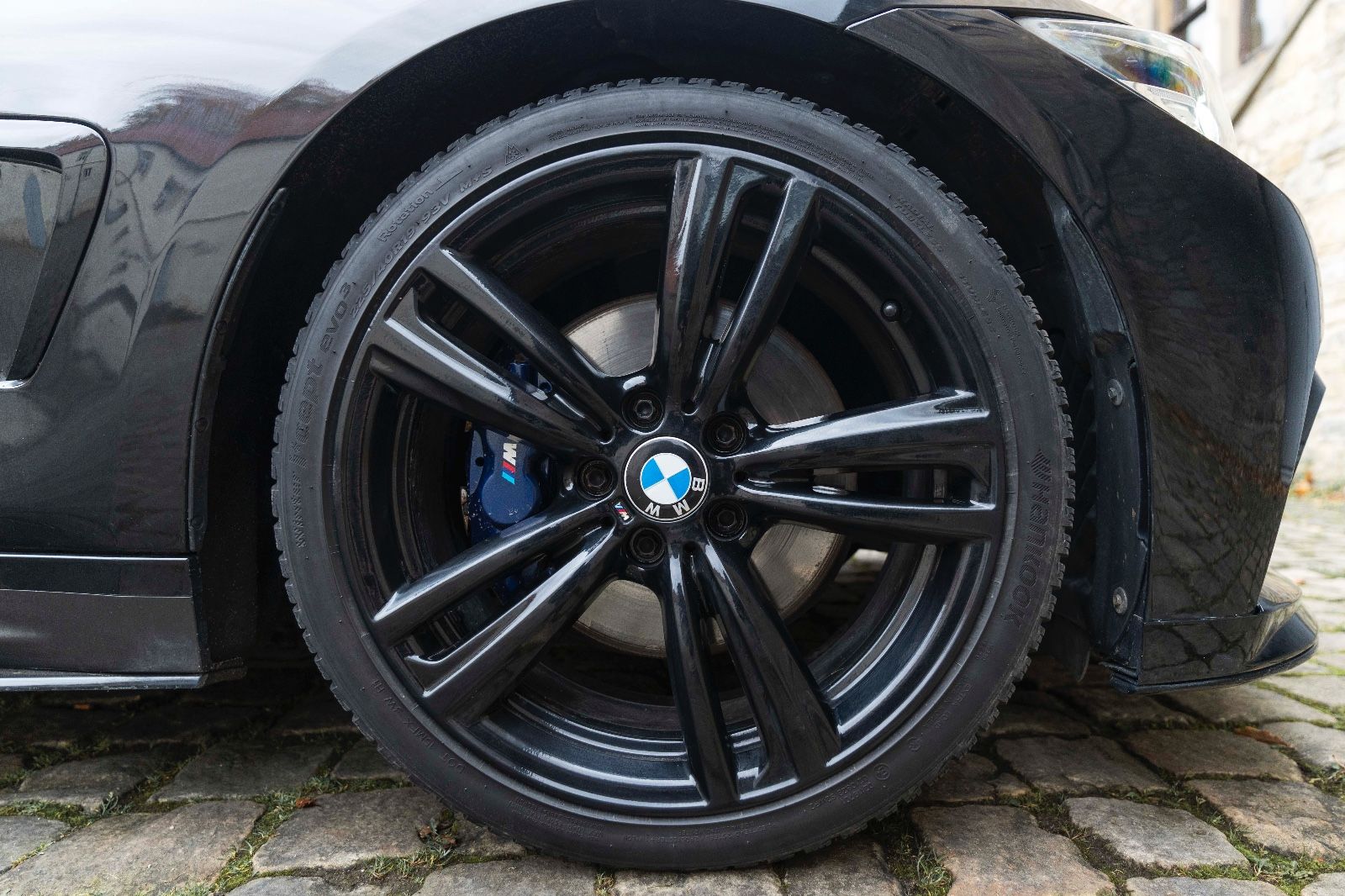 Fahrzeugabbildung BMW 440I M-Performance HUD H&K LED CARPLAY KAM REMUS