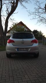 Opel Astra Sports Tourer 1.4 Turbo Edition 103kW ... - Opel Astra aus 2011: Turbo