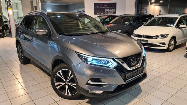 Nissan Qashqai-1.6d-4x4+AHK+LED+KAM+NAV+PANORAMA+TEMPOM