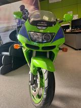 Kawasaki ZX-9R Ninja 1995 | 46.000 km | TÜV05/28 - Offers