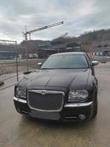 Chrysler 300C Touring 3.5 V6 Autom. - - Chrysler 300C mit Benzin-Antrieb: Kombi