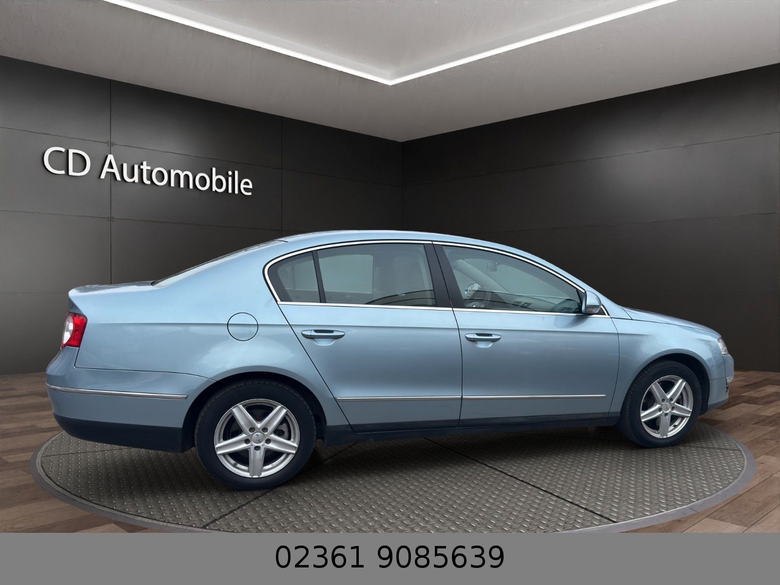 Fahrzeugabbildung Volkswagen Passat Lim. Comfortline;Klimaaut./2xParktronik/