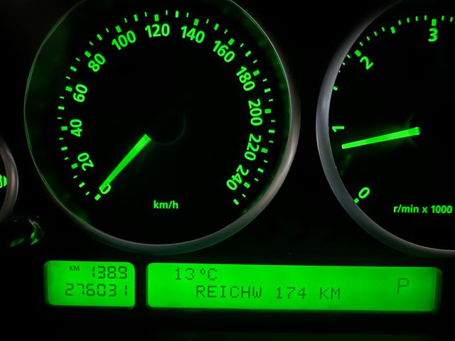 Fahrzeugabbildung Land Rover Range Rover V8 TD Vogue