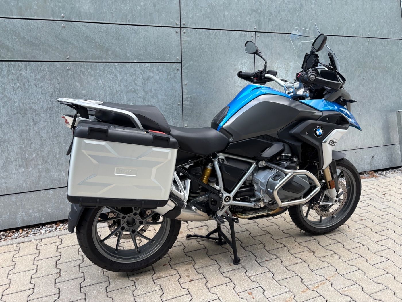 Fahrzeugabbildung BMW R 1250 GS 3 Pakete Sturzbügel BMW Seitenkoffer