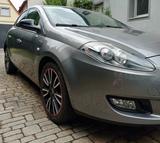 Fiat Bravo 1.4 16V T-JET Street  - Fiat Bravo mit Benzin-Antrieb