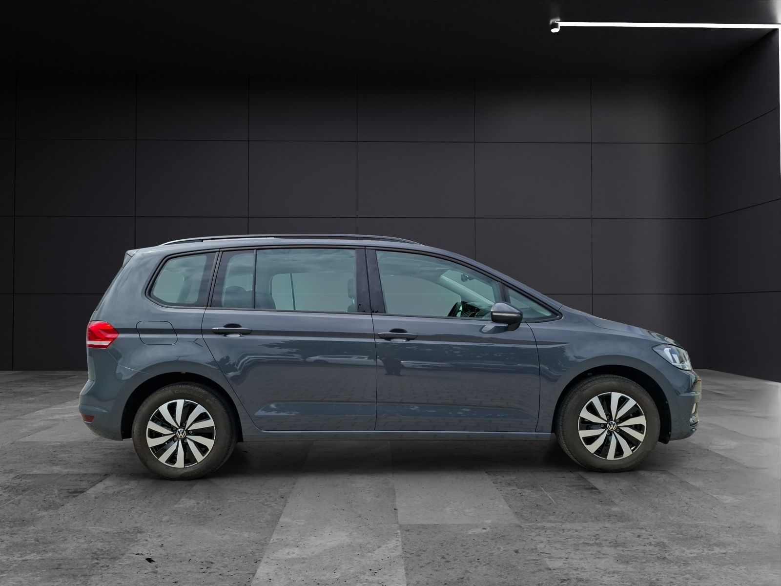 Fahrzeugabbildung Volkswagen Touran TSI Comfortline DSG  7-Si ACC PDC SH LM