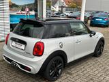 MINI Cooper S +Navi+PanoD.+LED+Klimaauto.+Leder+MFL++ - MINI Cooper S mit Schiebedach