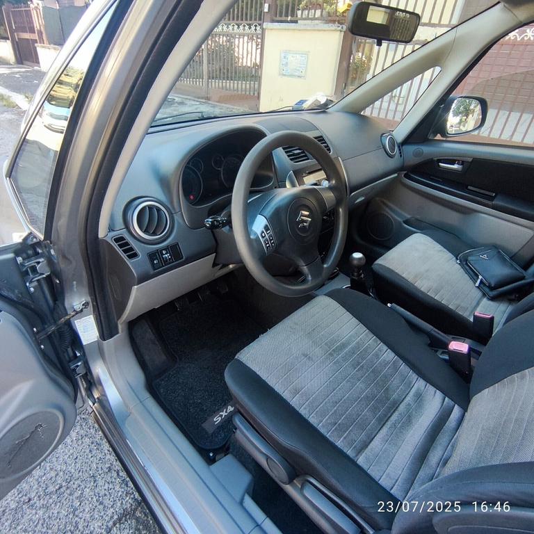 Suzuki SX4