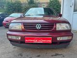 Volkswagen Vento*Klima*Servo*Kein Tüv*AHK* - Volkswagen Vento aus 1996
