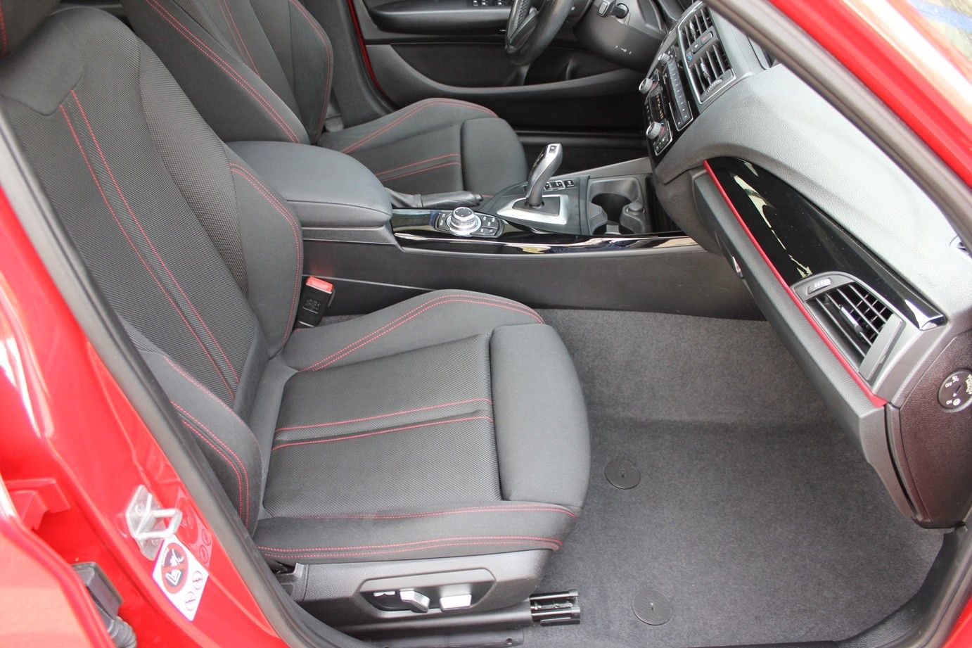 BMW 120iA SportLine-Navi-Glasdach-HiFi-Kamera-2.Hand foto 9