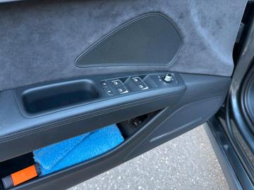 2012 AUDI S8 照片 8