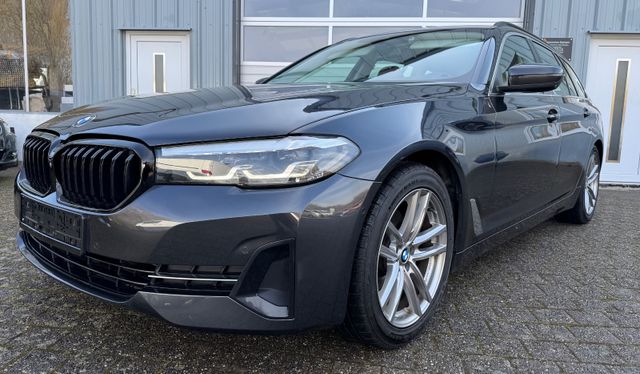 BMW 518d Luxury 360 Kamera Leder HeadUp IDG Key