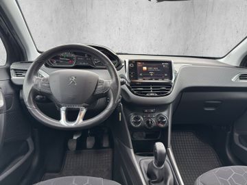 Peugeot 2008 PureTech 82 Active SHZ+PDC+AHK