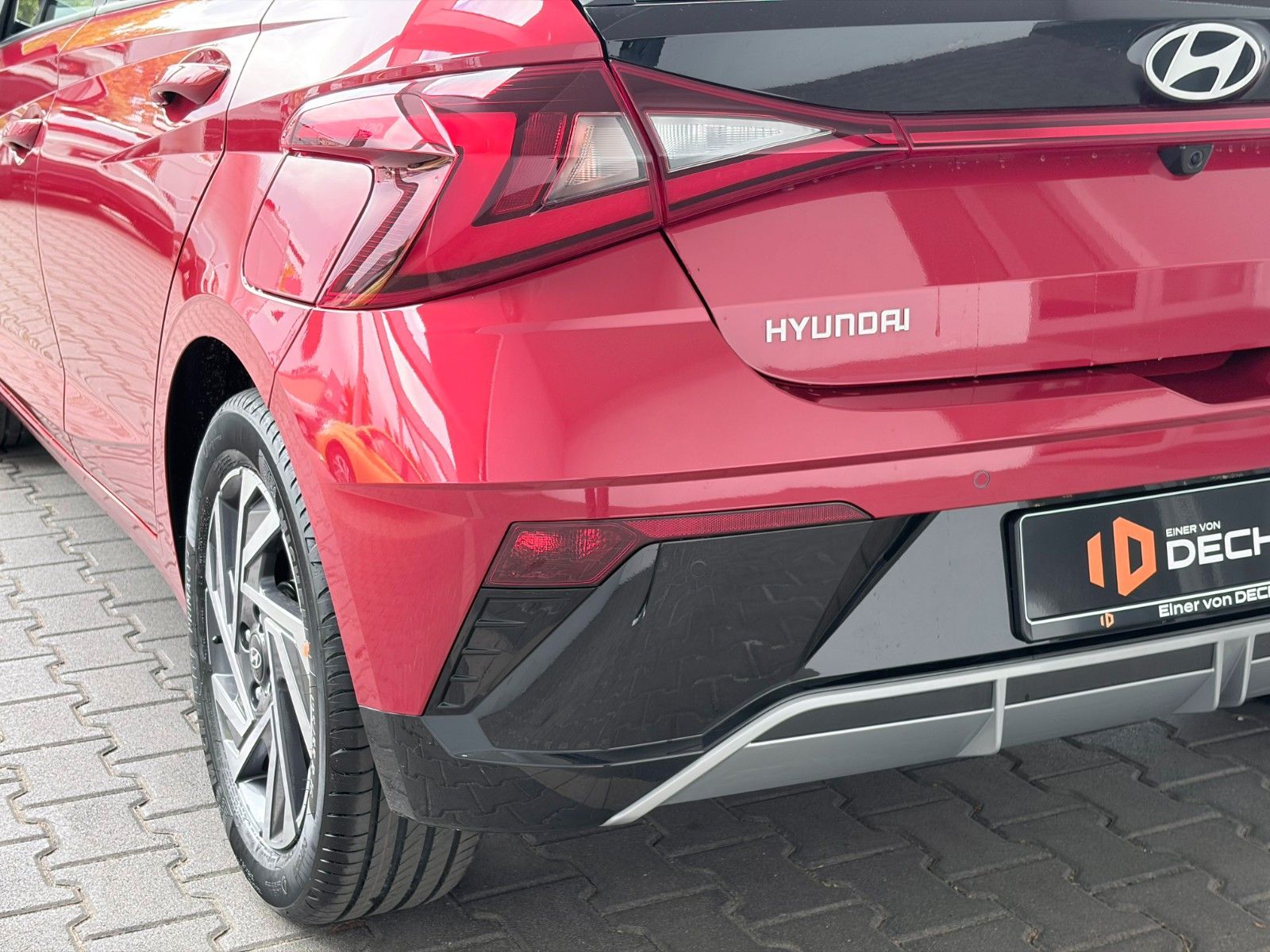 Fahrzeugabbildung Hyundai i20 1.0 T-GDI Blackline LED,Navi,SHZ,SoundSys