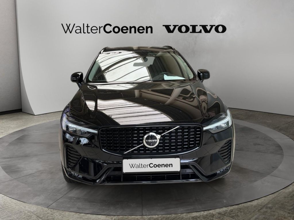Volvo XC60 B4 D AWD Ultimate Dark foto 2