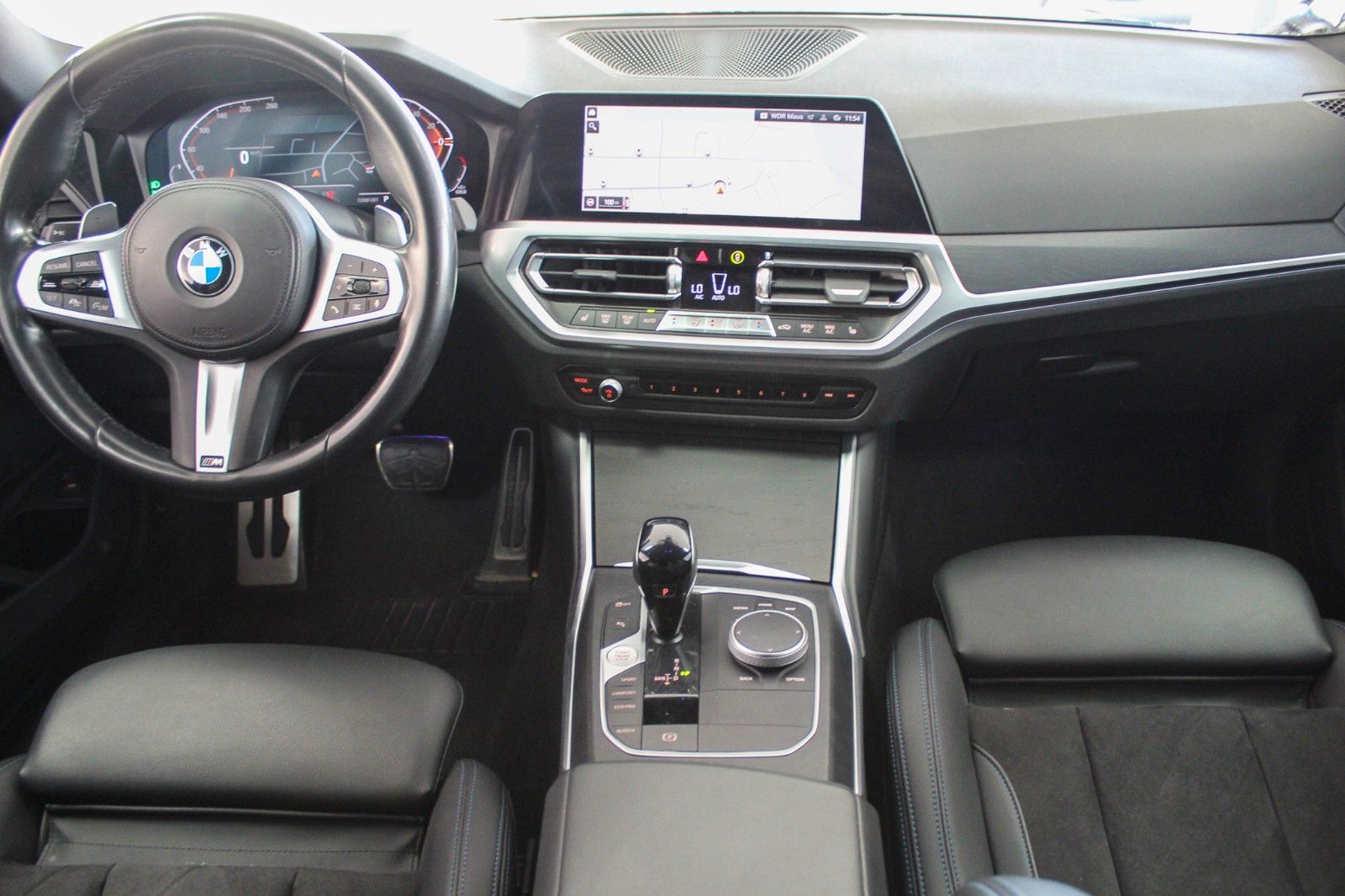 BMW 320d Touring xDrive M Sport Automatik AHK 1.Hand foto 4