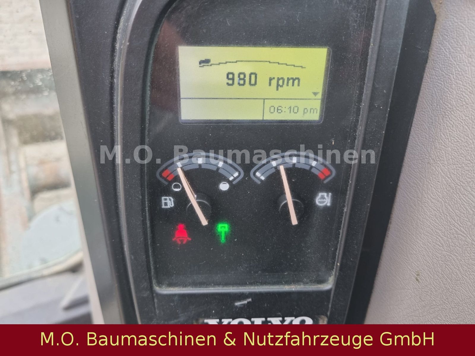 Fahrzeugabbildung Volvo ECR 88 D / Hammerleitung / SW