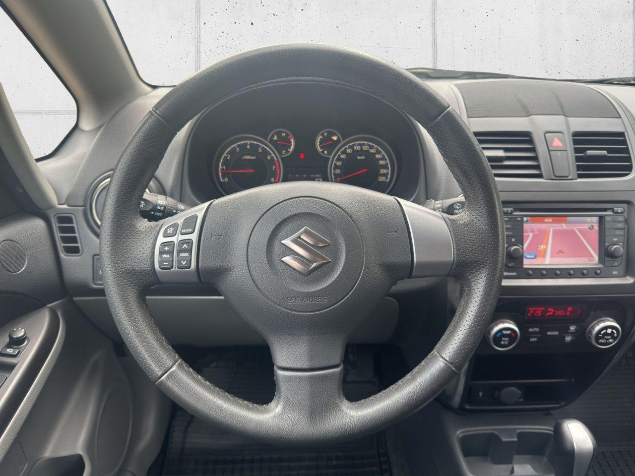 Suzuki SX4 1.6 Automatik  Style, Navi, PDC, Shz.