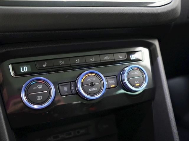 Tiguan HIGHLINE 4MOTION TDI DSG+ANHÄNGERKUPPLUNG
