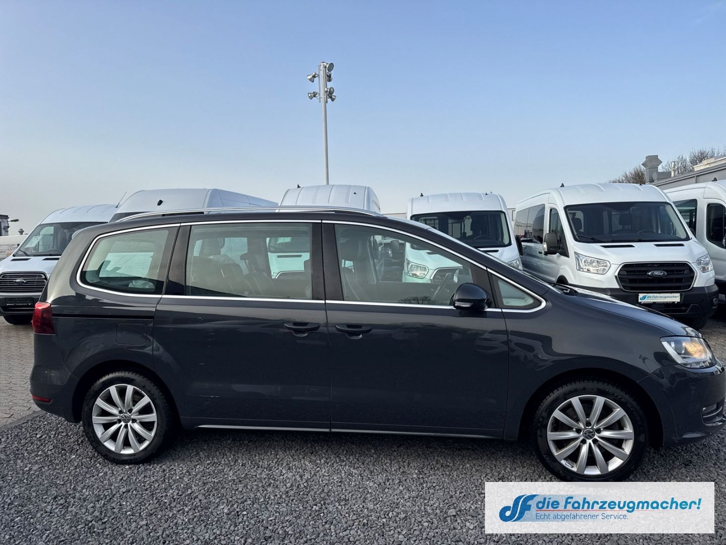 Fahrzeugabbildung Volkswagen Sharan Highline BMT Start-Stopp *EXPORT