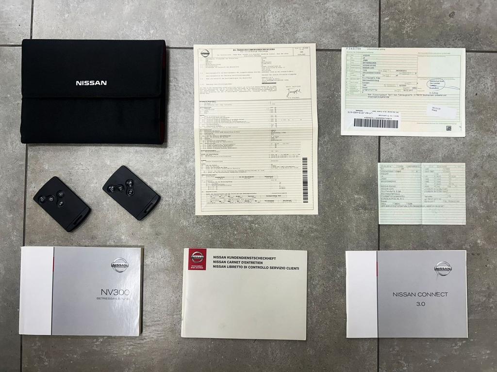 Nissan NV300