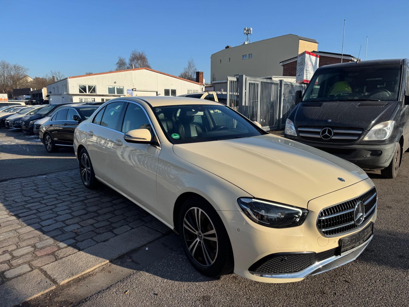 Mercedes-Benz E 200 d Autom.Navi*Wiedscreen*Kamera