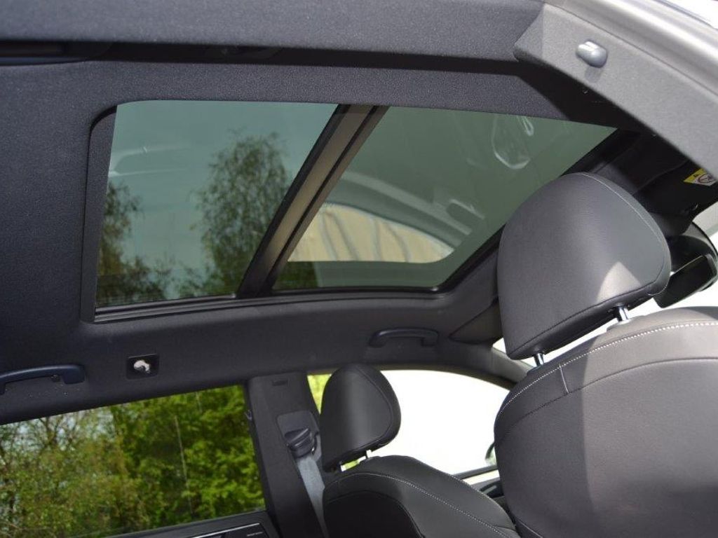 Arteon SB 2.0 TDI 200 PS 4M DSG R-Line VOLL/AHK/