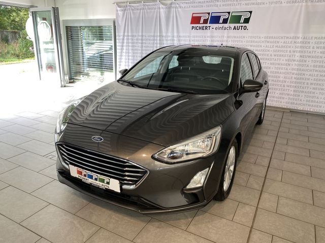 Ford Focus 1.5 EcoBoost Start-Stopp-System TITANIUM