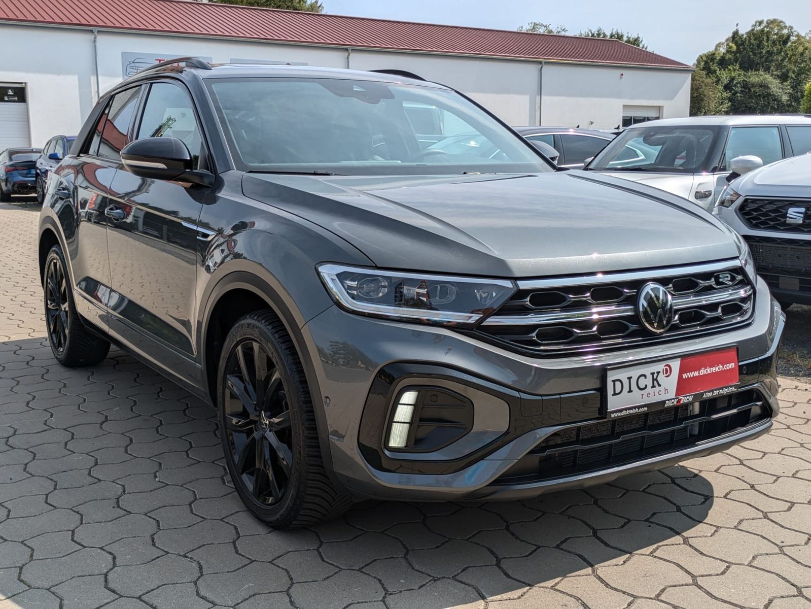 Fahrzeugabbildung Volkswagen T-Roc R-Line 4Motion BLACK/PANO/KAM/IQ.DRIVE/LED