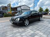 Mercedes-Benz Mercedes CLK 200 Coupé (W208)  Seltene Au... - : Sportwagen, Seltene