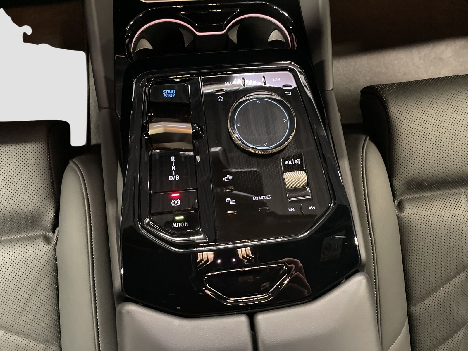 BMW i5 - Bild 17