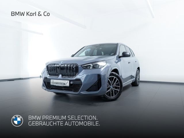 BMW iX1 xDrive 30e M-Sport Ad.LED Panorama H/K  DAB+