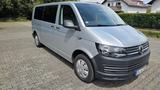 Volkswagen T6 Transporter Kombi lang 9-Sitzer silbermetalli - Volkswagen: Transporter 9 Sitzer