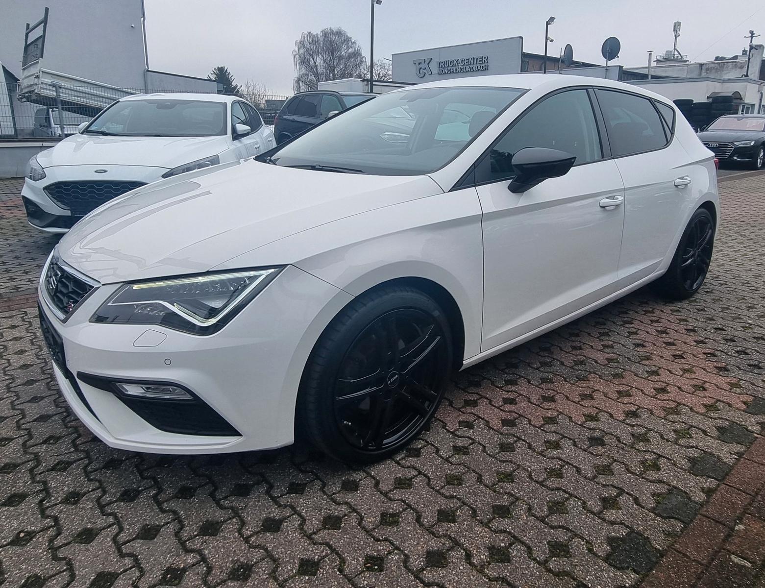 Seat Leon FR-LINE SPORTPAKET-DIGITAL.TACHO-KAMERA-1HD